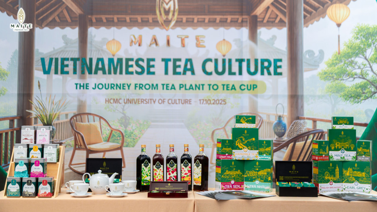 Maite’s meticulously arranged product display space brings to life the mission of spreading the essence and rich culture of Vietnamese tea to the community.